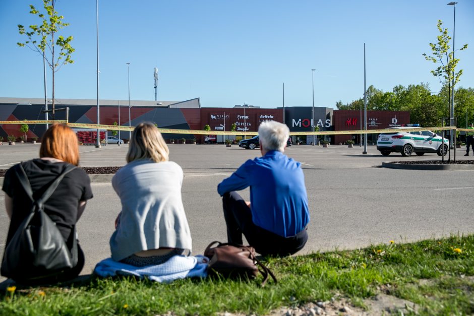 „Aro“ pareigūnai baigė operaciją prekybos centre „Molas“