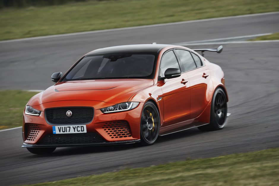 „Jaguar XE SV Project 8“: riaumojantis 600 AG žvėris