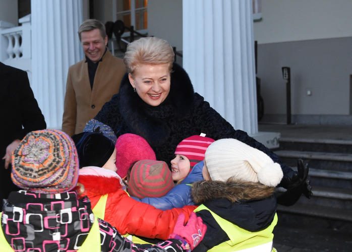 Kalėdinį traukinuką išbandė ir D. Grybauskaitė