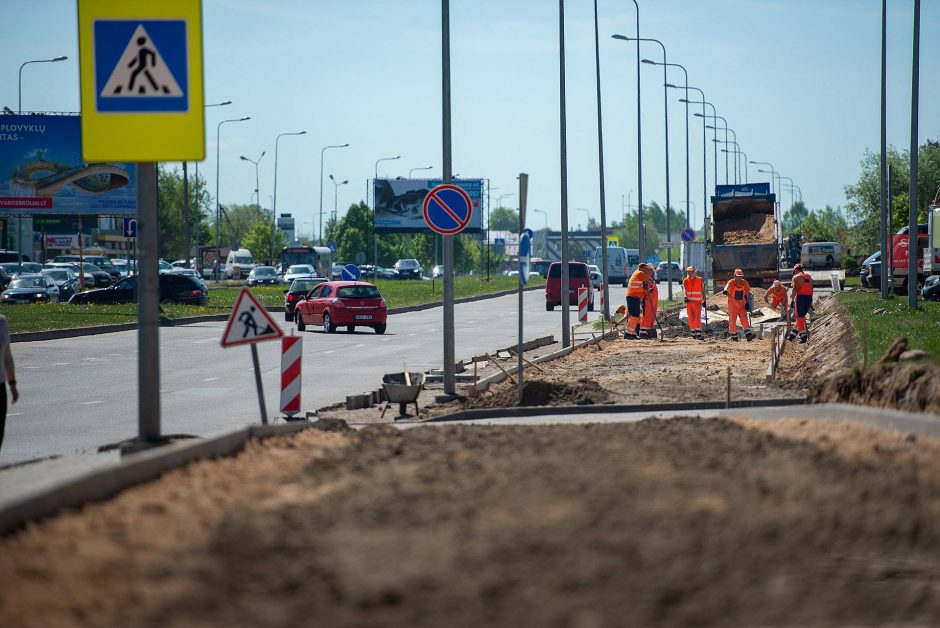 Šilainiuose atsiras naujas pėsčiųjų ir dviračių takas