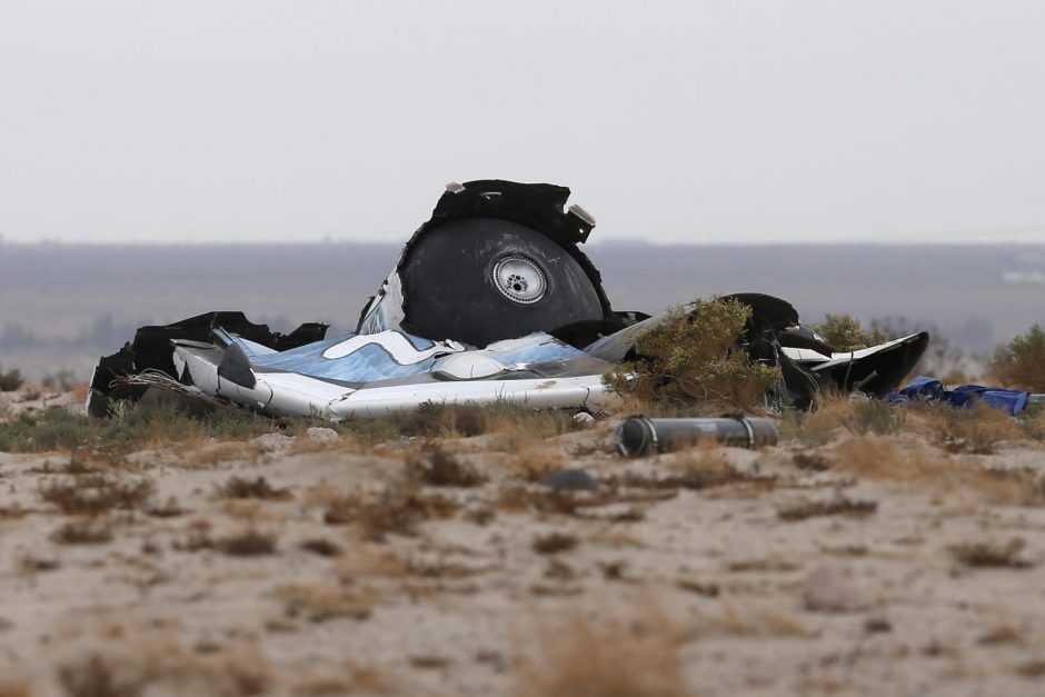 Per bandomąjį skrydį sudužo „Virgin Galactic“ erdvėlaivis