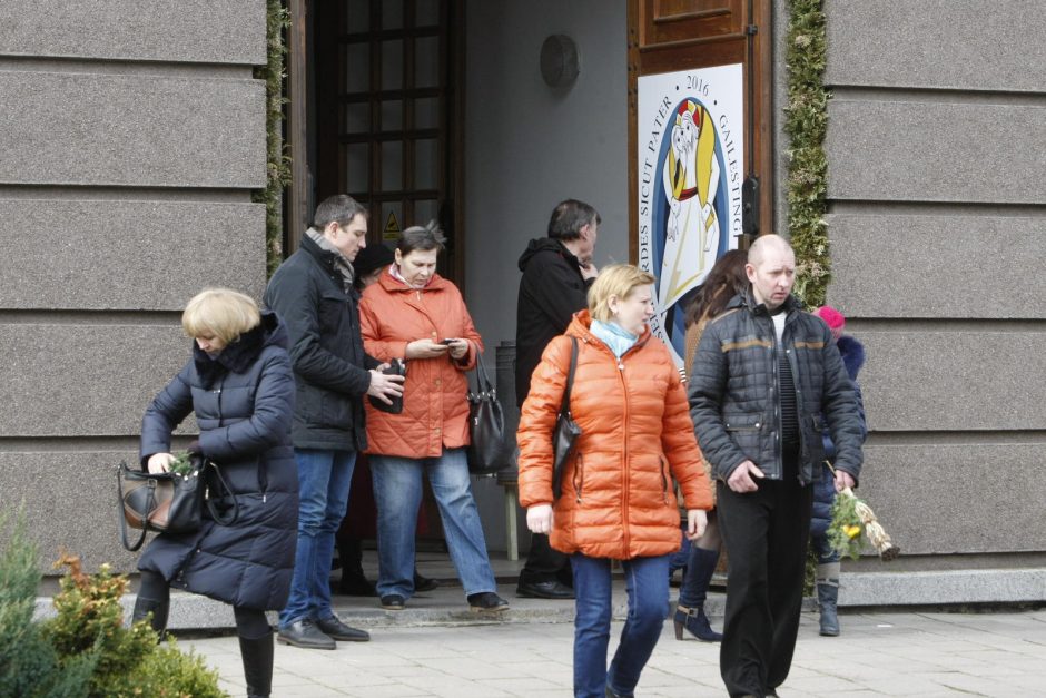 Klaipėdiečiai skubėjo į Verbų sekmadienio pamaldas