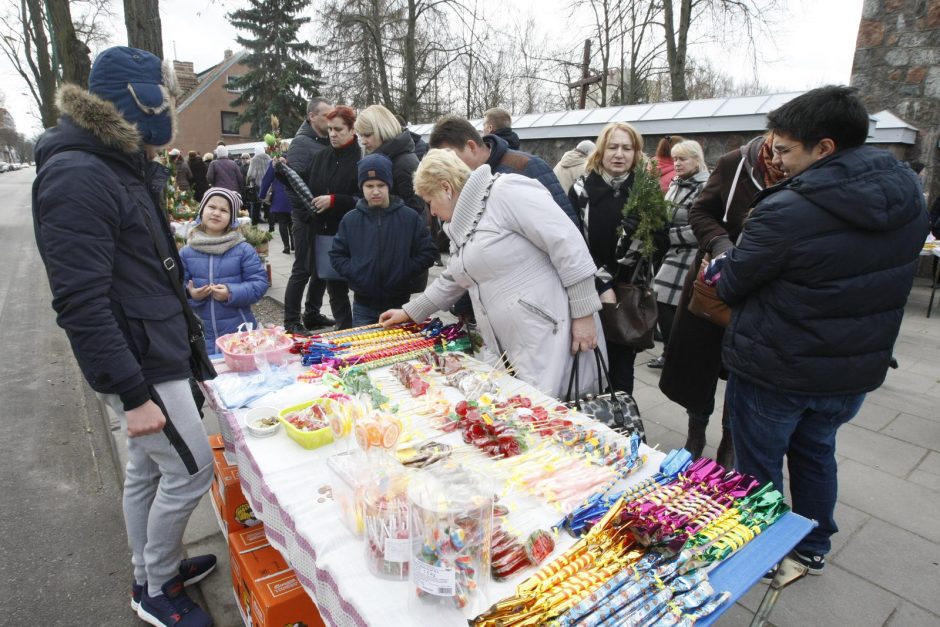 Klaipėdiečiai skubėjo į Verbų sekmadienio pamaldas