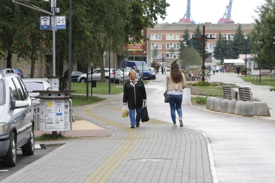 Įvertino atnaujintą Gedminų taką