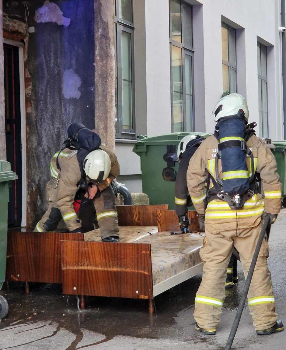 Į Klaipėdos centrą skubėjo ugniagesiai ir policininkai