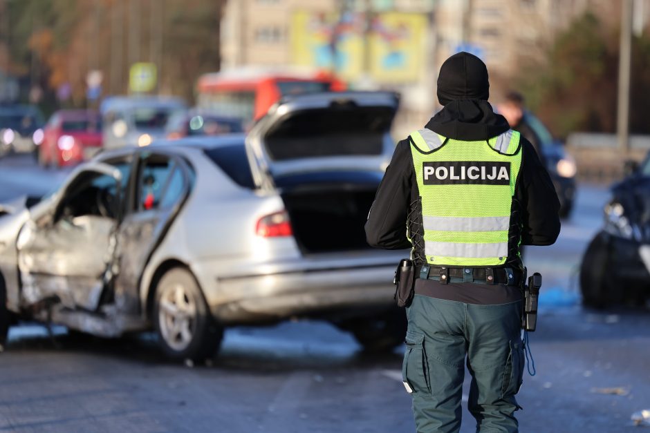 Kauno gatvėse – sudėtinga situacija: vėluoja viešasis transportas