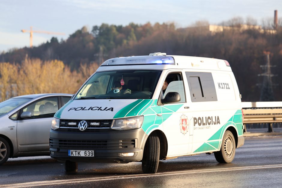 Kauno gatvėse – sudėtinga situacija: vėluoja viešasis transportas