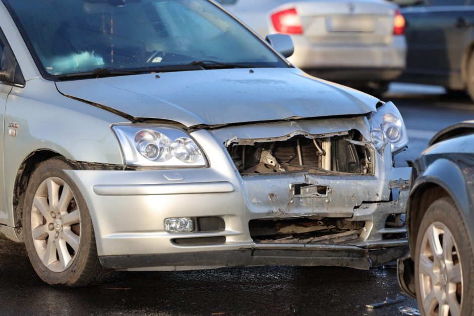 Kauno gatvėse – sudėtinga situacija: vėluoja viešasis transportas