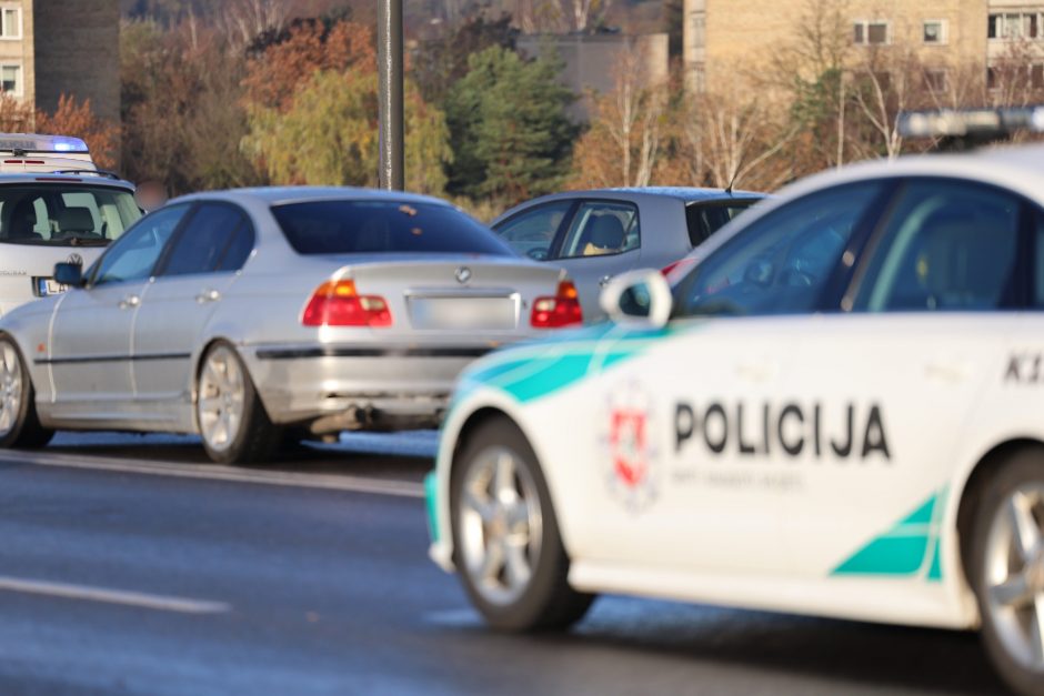 Kauno gatvėse – sudėtinga situacija: vėluoja viešasis transportas