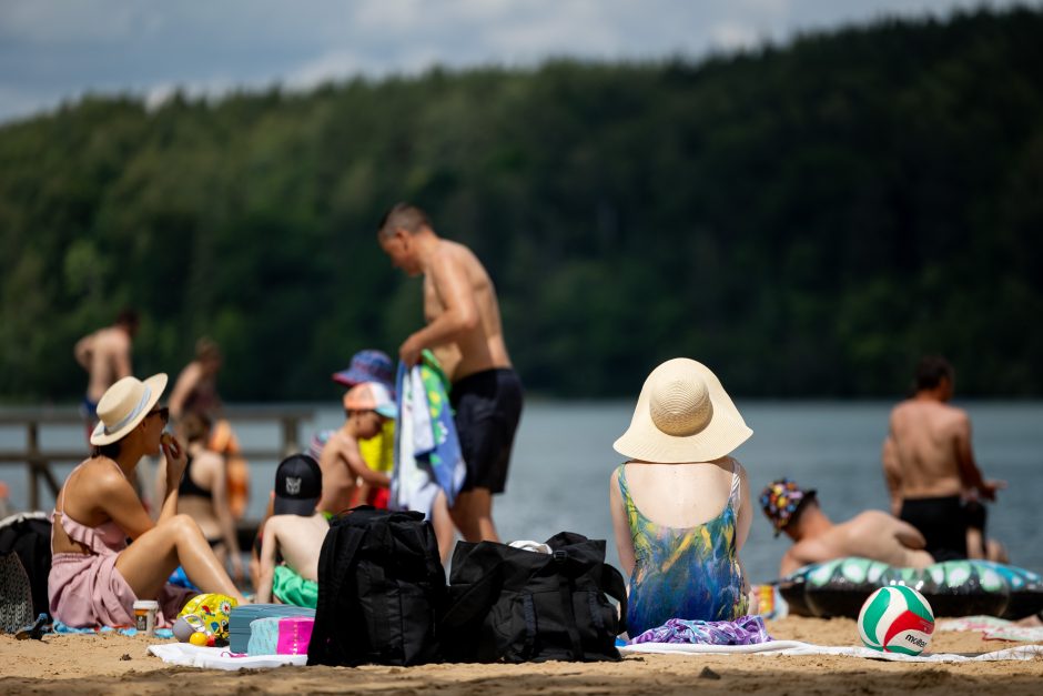 Į Lietuvą grįžo vasariška šiluma