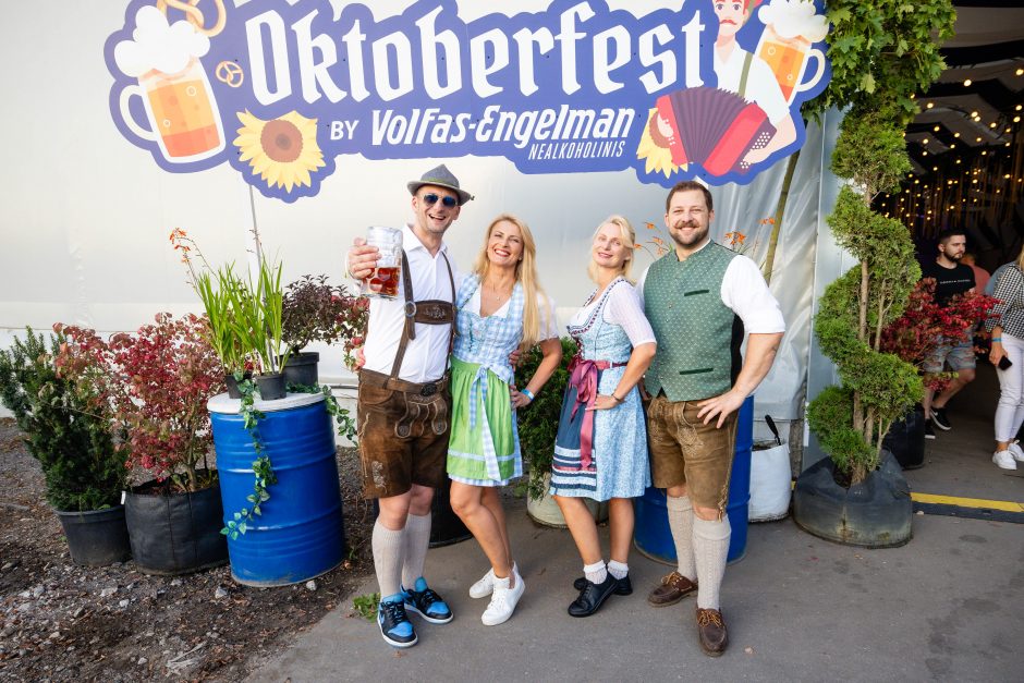 Praūžė „Volfas Engelman Oktoberfestas“: šventinis ritualas, bavariškos tradicijos ir princo vizitas