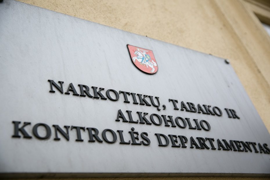 Ieškoma naujo Narkotikų, tabako ir alkoholio kontrolės departamento vadovo