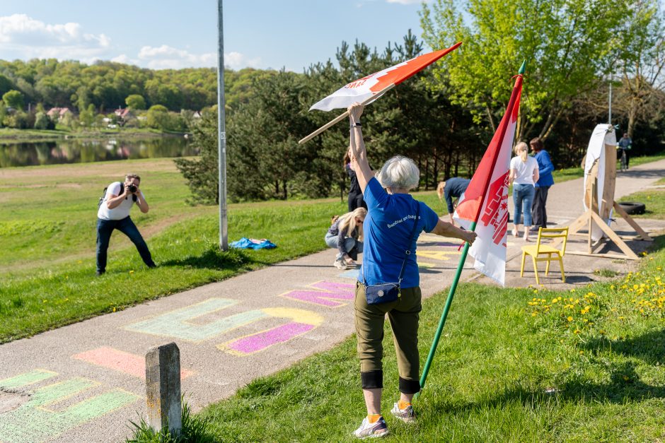 Naujos gatvės tiesimui nepritariantys Žemųjų Šančių gyventojai paminėjo protesto akcijos penkmetį