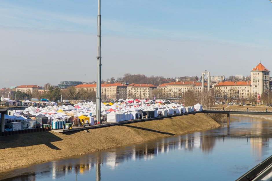 Kaune įsisiūbuoja Kaziuko mugė