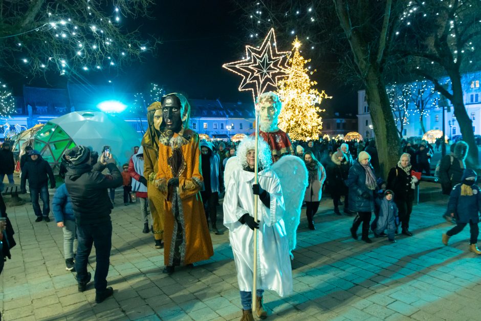 Kauno gatvėmis keliavo Trys Karaliai