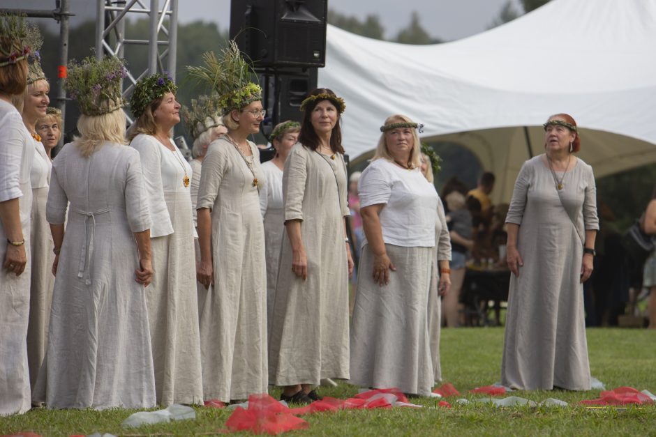 Prie Kauno marių – bandymai atgaivinti ryšį su protėviais