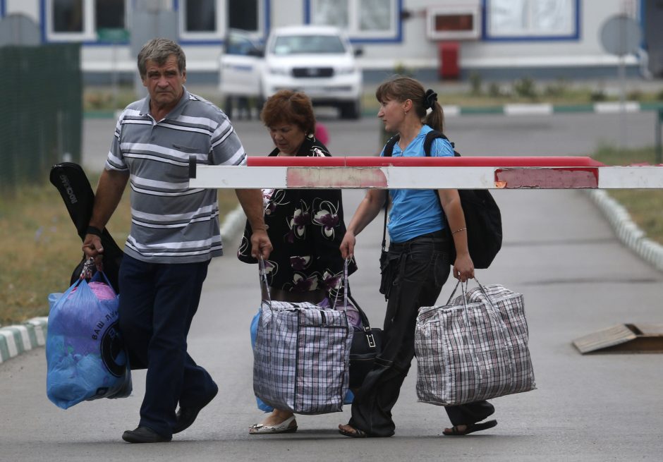 Užsieniečiai naudojasi leidimų gyventi Lietuvoje spragomis