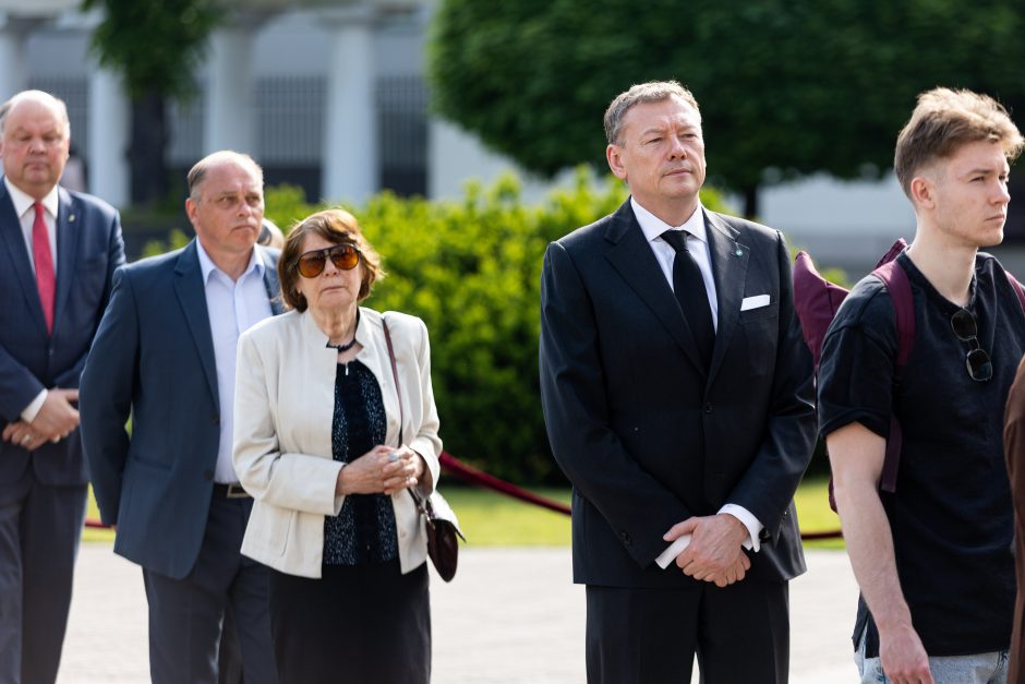 G. Nausėda: A. Adamkienė Lietuvai dovanojo eleganciją, pagarbą, labdarystės tradicijas