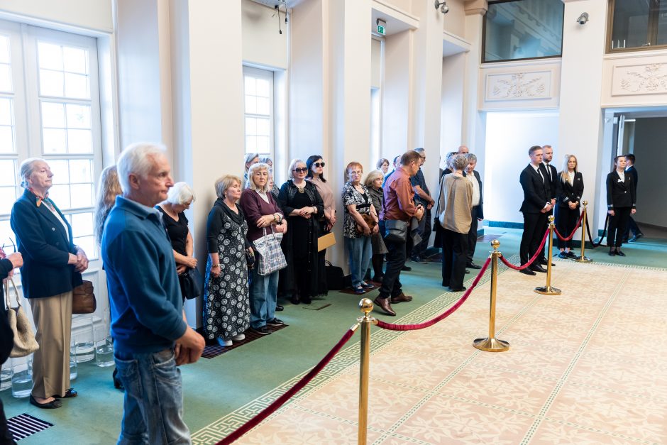 G. Nausėda: A. Adamkienė Lietuvai dovanojo eleganciją, pagarbą, labdarystės tradicijas