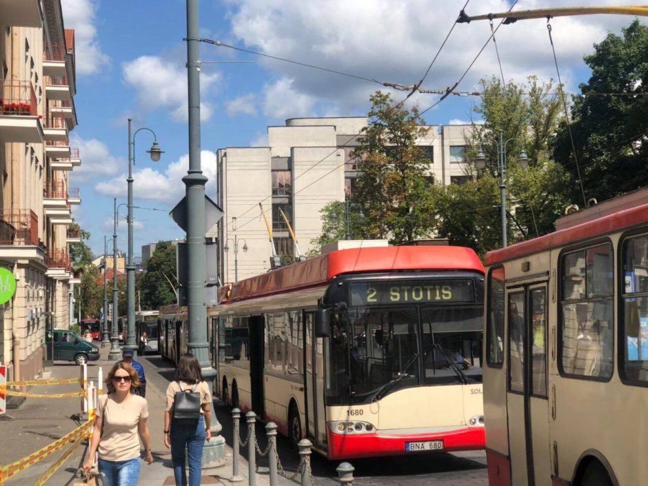 Dėl avarijos Vilniaus centre sustojo eismas