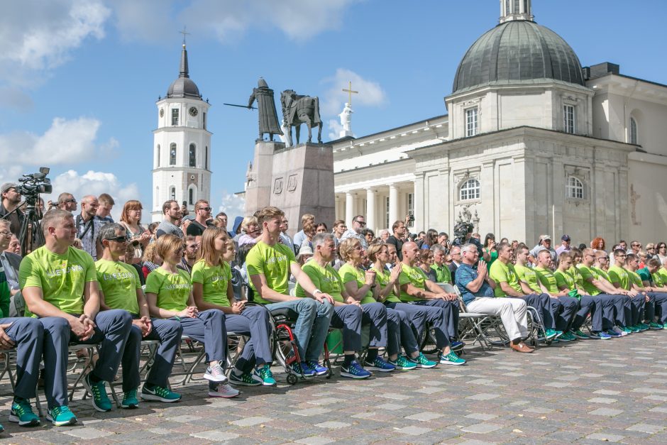 V. Mazuronis: dėl sportininkų premijų bus ieškoma sprendimų