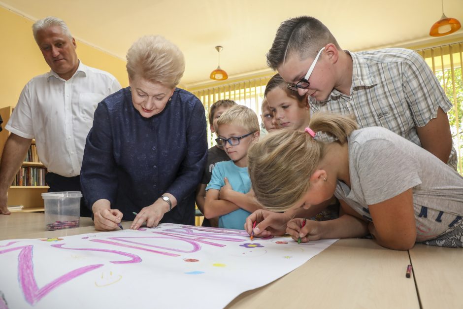 D. Grybauskaitė Biržuose pažėrė kritikos buvusiai valdžiai