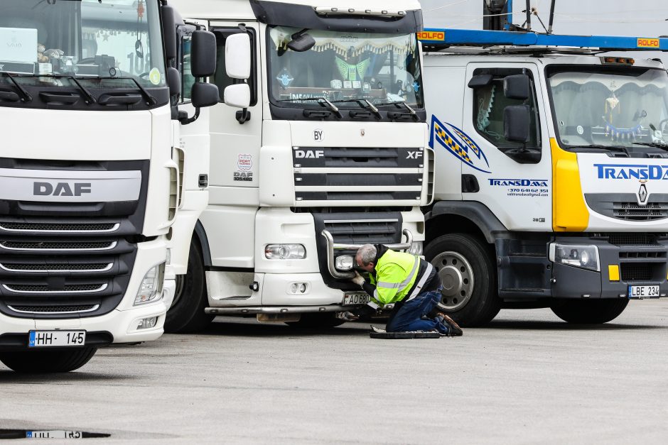 Lietuviškas paradoksas: uždarbiai – geri, bet mechanikų trūksta