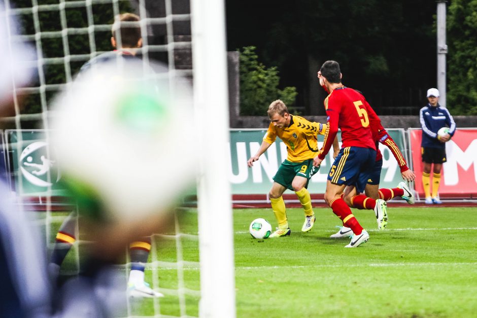 Europos U-19 futbolo čempionatas: Lietuva - Ispanija