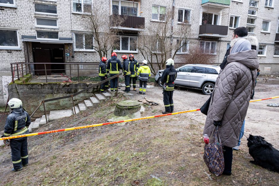 Savivaldybė susirūpino: kas laukia sprogimo apgadinto daugiabučio gyventojų