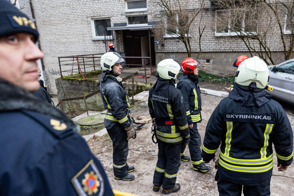 Savivaldybė susirūpino: kas laukia sprogimo apgadinto daugiabučio gyventojų