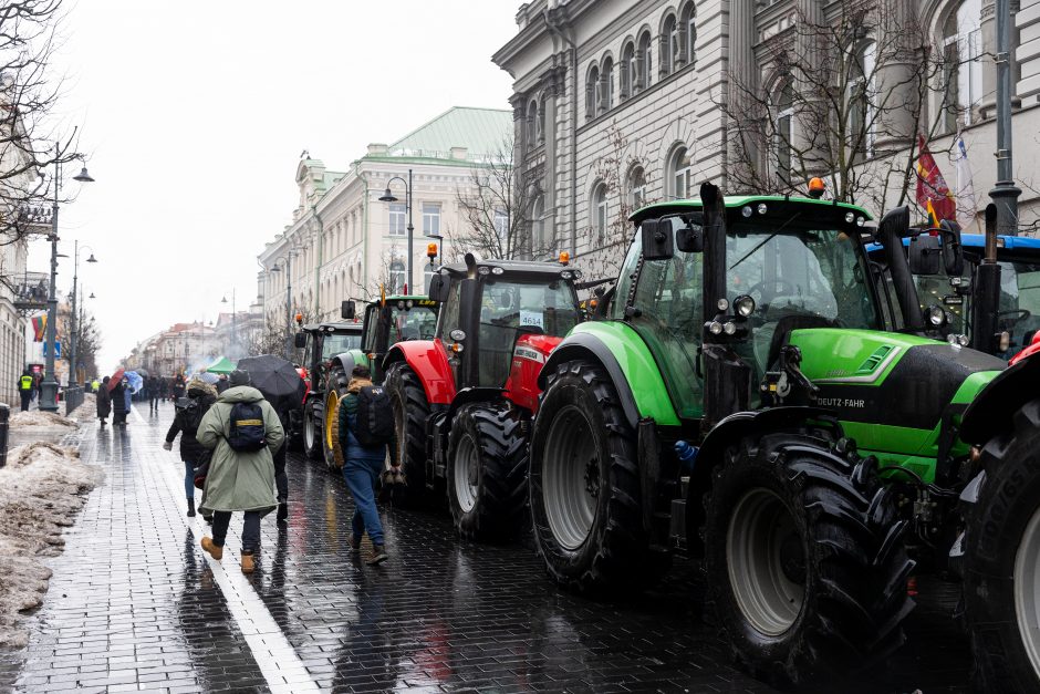 Premjerė: nėra iki galo teisinga sakyti, kad ūkininkų niekas negirdi