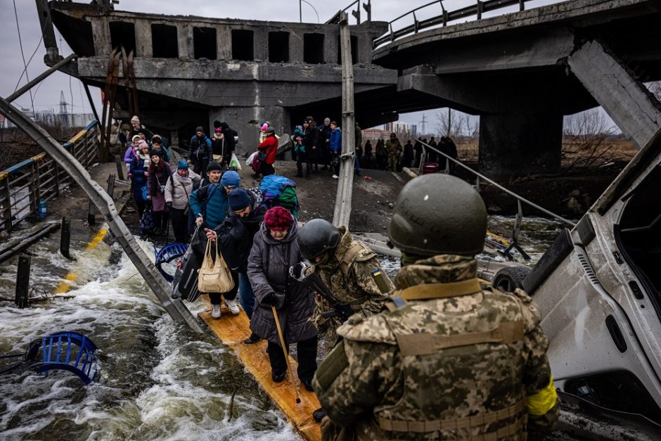 Papasakojo apie situaciją Ukrainoje: žmonės tirpdo sniegą, kad atsigertų, neturi maisto ir elektros