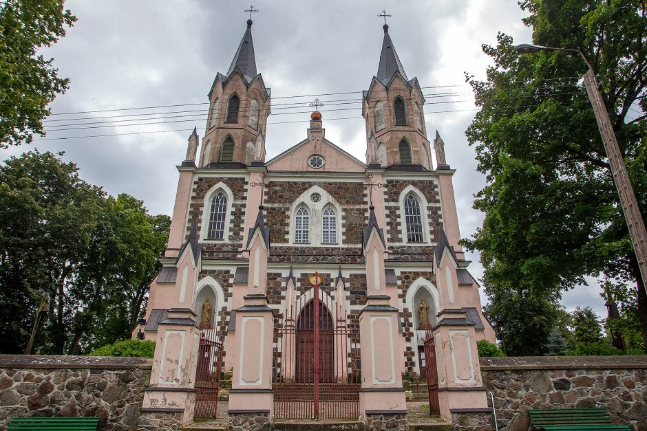 Lietuviška sala Lenkijoje: neprivalomos „privalomos“ kaukės ir paguodos šaldytuvas