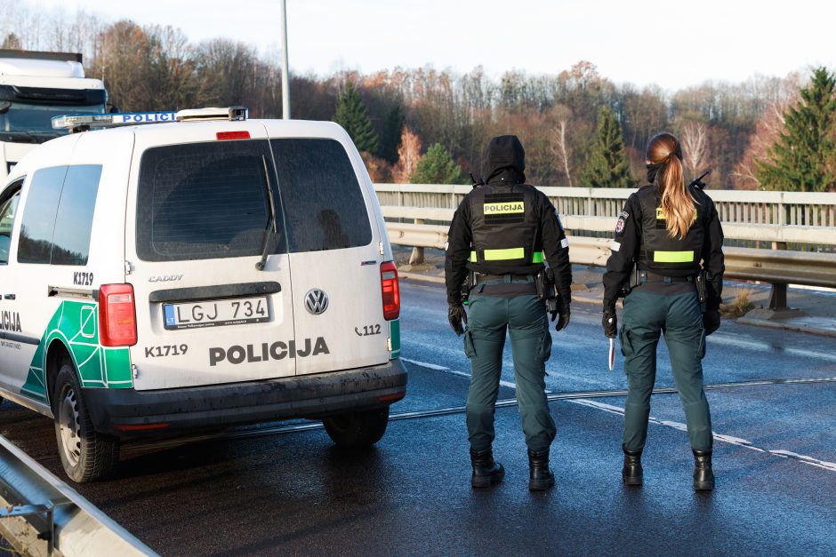 Kauno gatvėse – sudėtinga situacija: vėluoja viešasis transportas