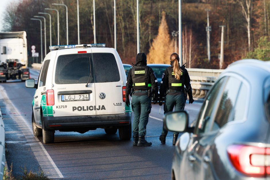 Kauno gatvėse – sudėtinga situacija: vėluoja viešasis transportas