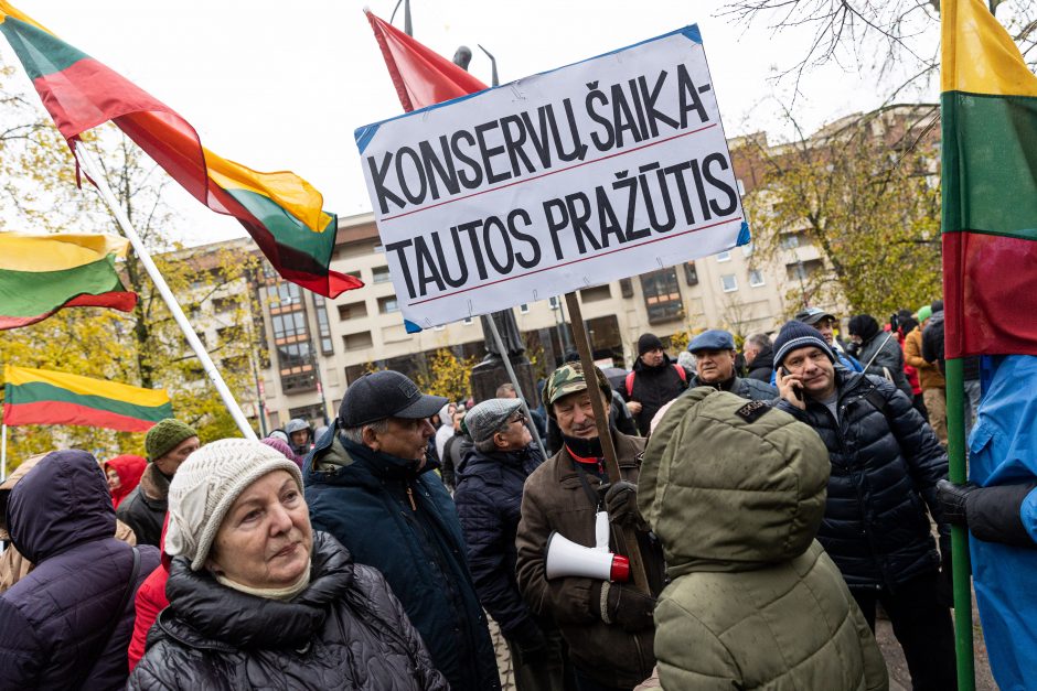 Protestas dėl NT mokesčio: jeigu matysiu, kad iš manęs atima namus, aš juos sudeginsiu