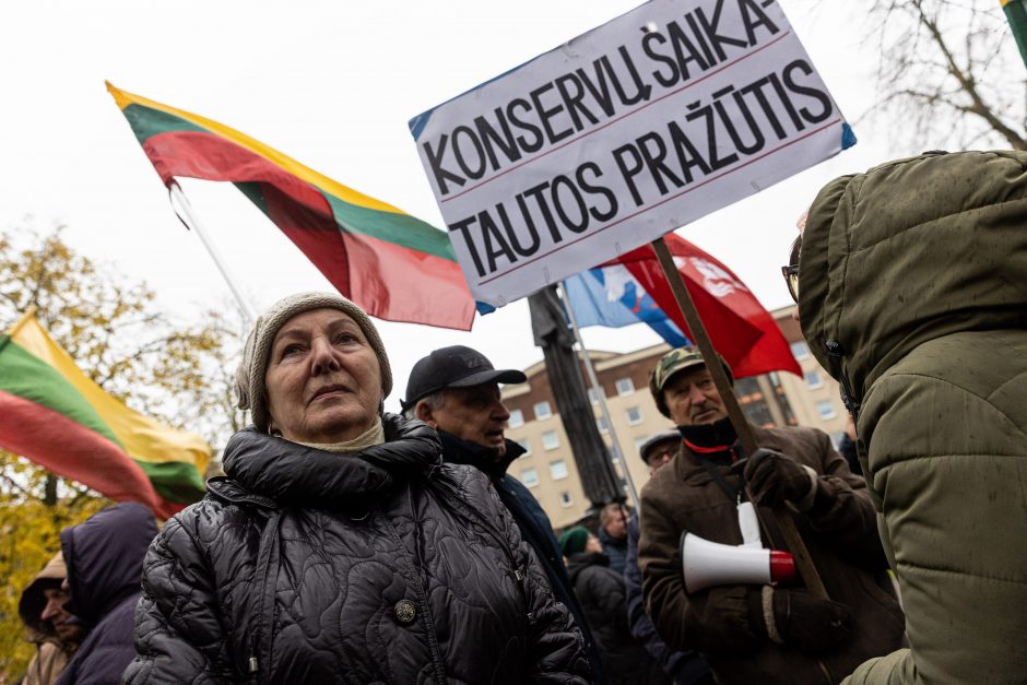 Protestas dėl NT mokesčio: jeigu matysiu, kad iš manęs atima namus, aš juos sudeginsiu