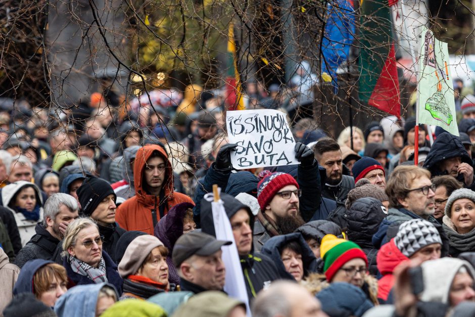 Protestas dėl NT mokesčio: jeigu matysiu, kad iš manęs atima namus, aš juos sudeginsiu