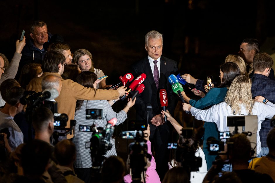 V. Adamkus su pergale rinkimuose pasveikino G. Nausėdą: džiaugiuosi tokiu užtikrintu laimėjimu