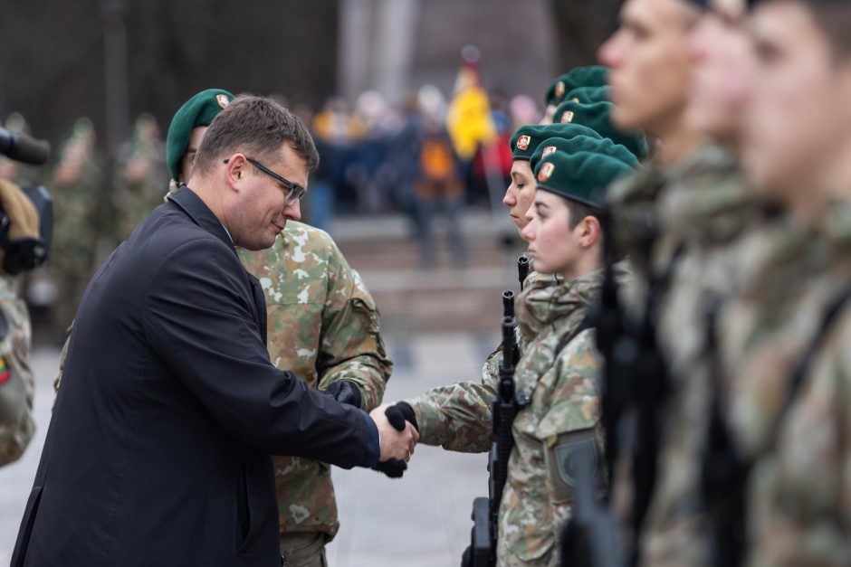 Vilniaus Katedros aikštėje prisiekė Karo akademijos pirmakursiai