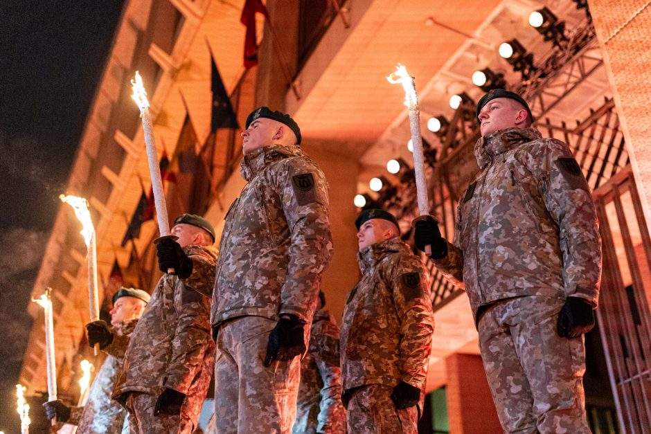 Atminimo laužų uždegimo ceremonija Vilniuje, Nepriklausomybės aikštėje