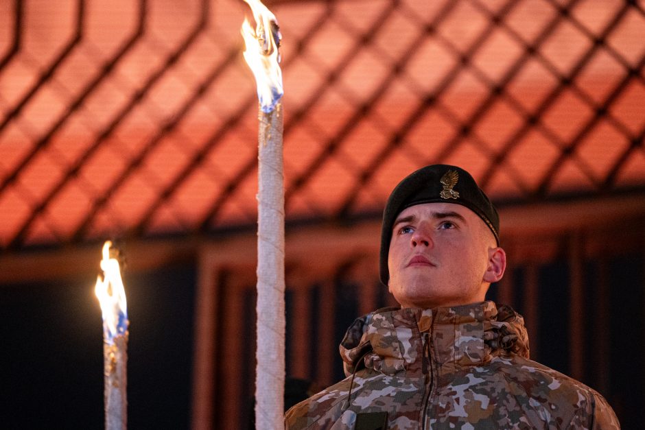 Atminimo laužų uždegimo ceremonija Vilniuje, Nepriklausomybės aikštėje