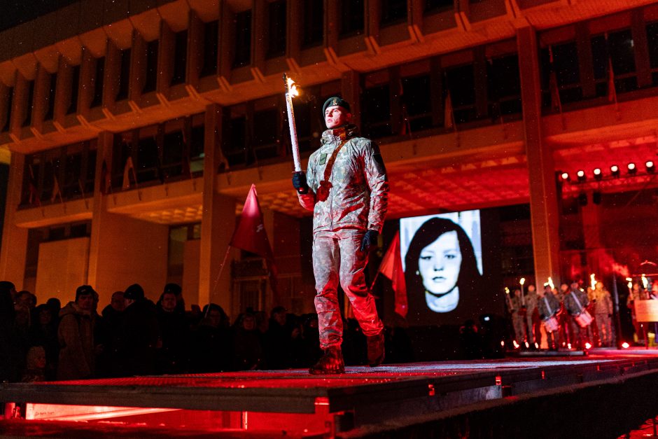 Atminimo laužų uždegimo ceremonija Vilniuje, Nepriklausomybės aikštėje