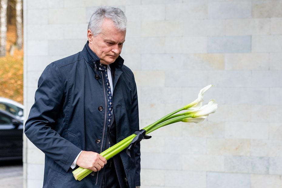 Prezidentas vyks į popiežiaus emerito Benedikto XVI laidotuves