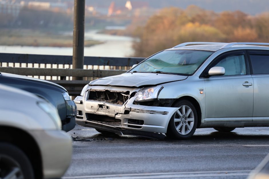 Kauno gatvėse – sudėtinga situacija: vėluoja viešasis transportas