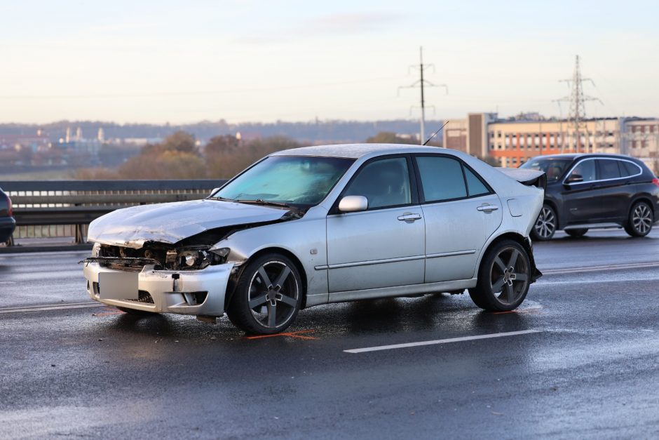 Kauno gatvėse – sudėtinga situacija: vėluoja viešasis transportas