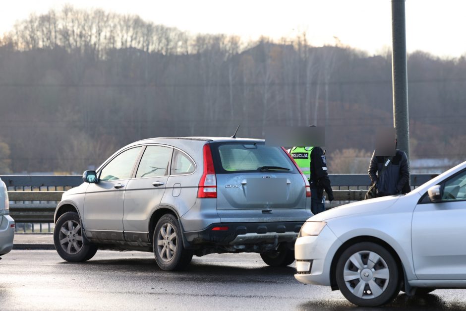 Kauno gatvėse – sudėtinga situacija: vėluoja viešasis transportas