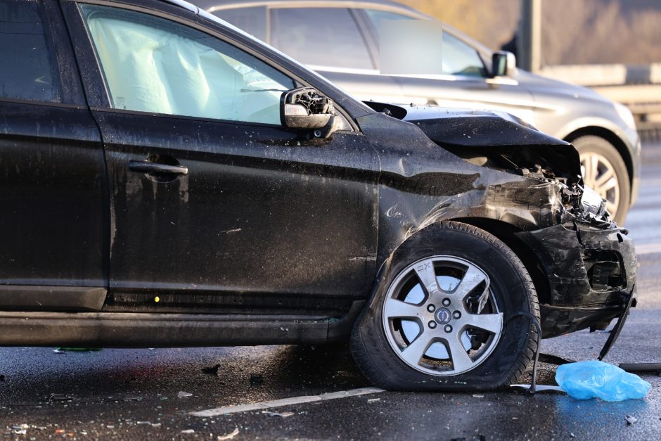 Kauno gatvėse – sudėtinga situacija: vėluoja viešasis transportas