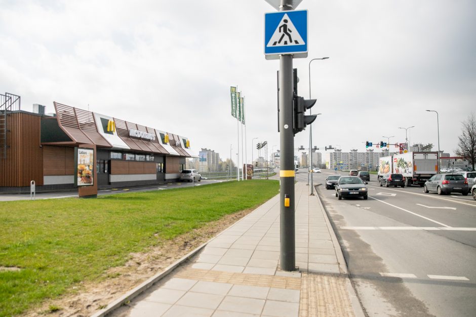 Savivaldybė apie automobilių spūstis prie „McDonald‘s“: ieškoma sprendimų