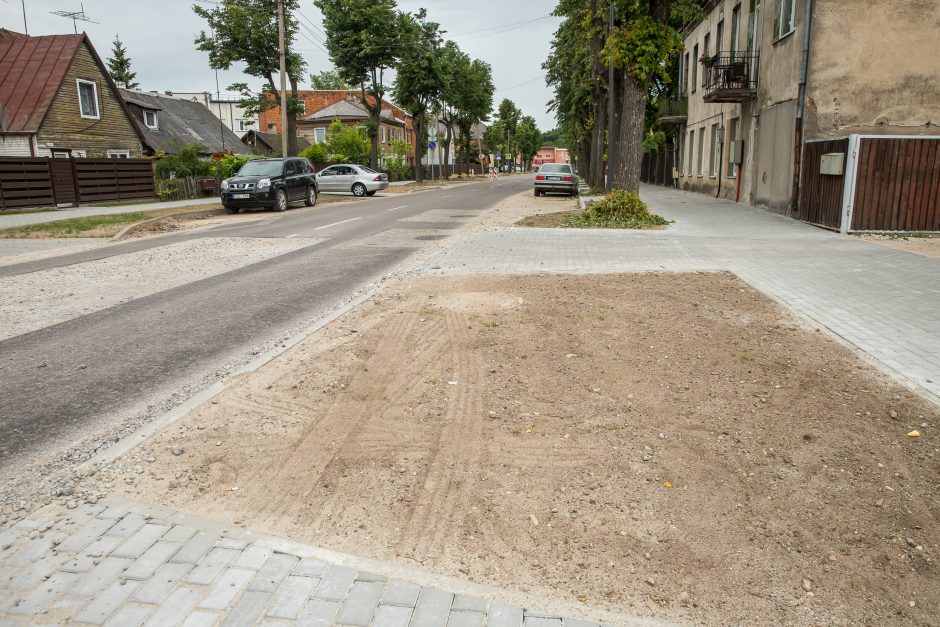 Dėl užsitęsusio gatvės remonto prarado kantrybę: dingo visi meistrai, technika, nevyksta jokių darbų